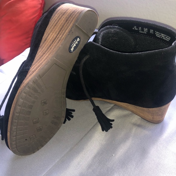 Dr. Scholl’s black suede booties with tassels - Picture 5 of 5